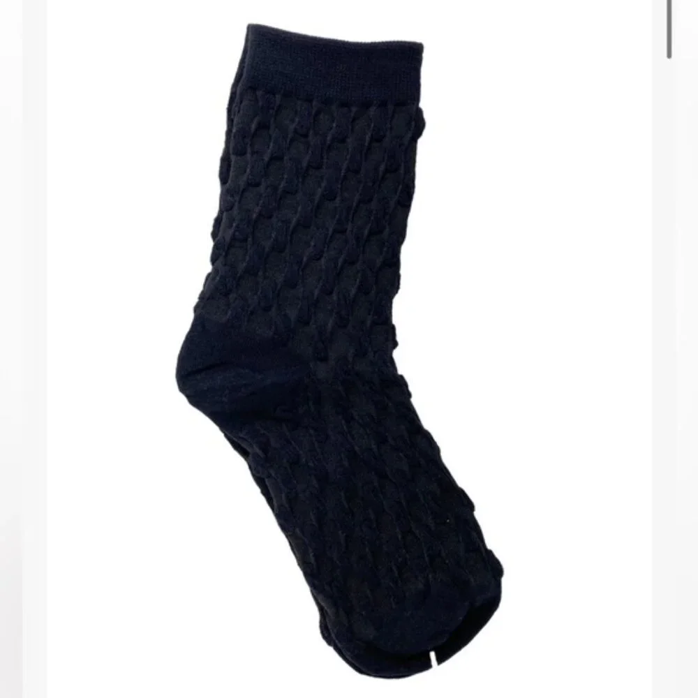 NWT Lida Bubble Texture Black Crew Socks